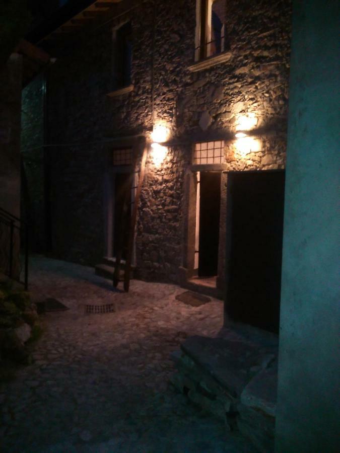 Antica Calvasino Hotel Lezzeno Luaran gambar
